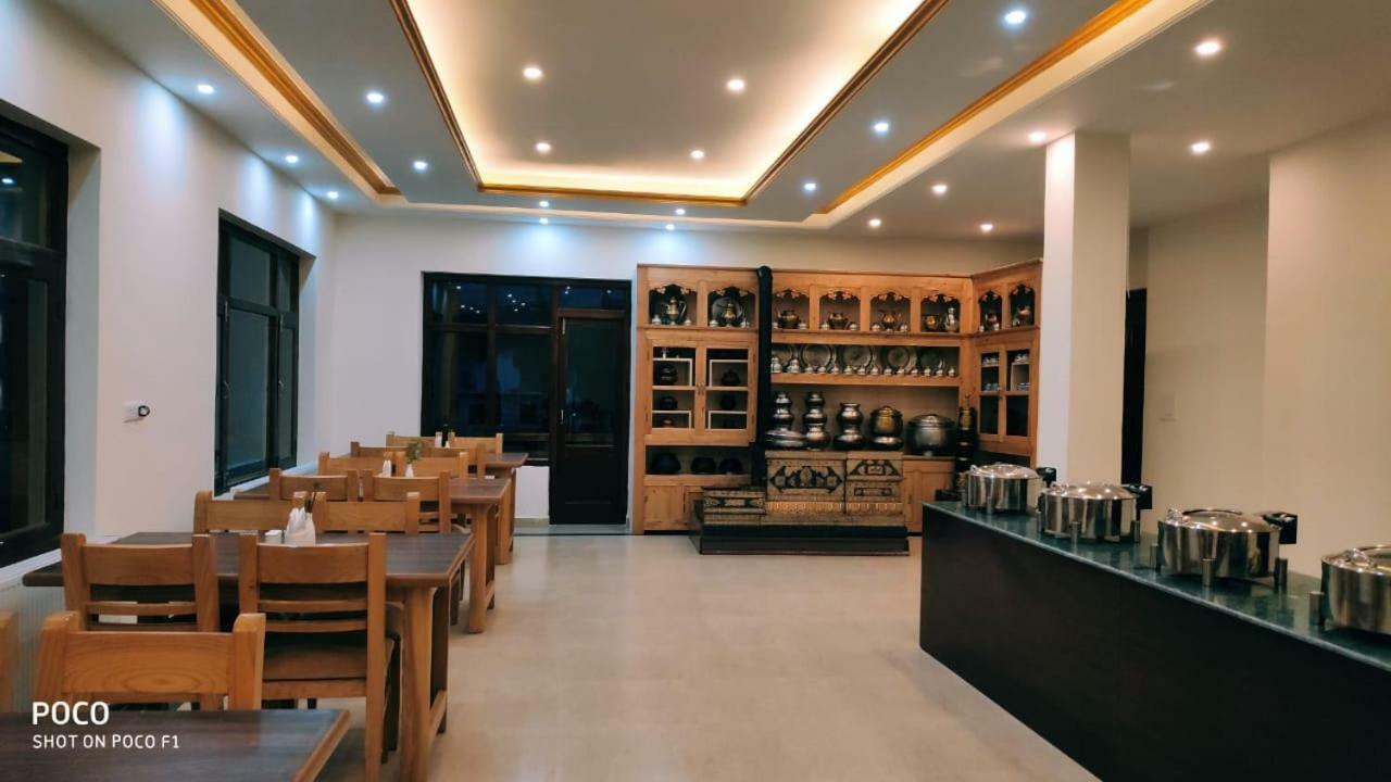 Hotel Leh Plaza ภายนอก รูปภาพ